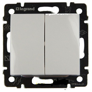 Выключатель 2кл  с/п Valena белый (774405)