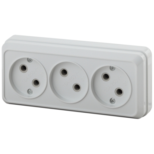 Розетка 3гн ОУ 16А белый Intro Quadro IP20 ЭРА 2-205-01
